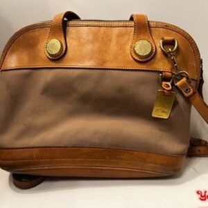 Dooney & Bourke leather purse